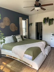 Cozy Private Suite Near Legoland & Beach + Spa Tub - Image 2