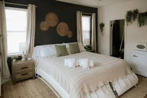 Spa Suite | Beaches, Breweries & Wine Country - Image 3