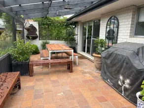 Spacious welcoming home on acreage - Image 3