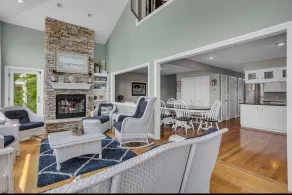 Big Blue Haven: Lakeside Home Sleeps 24 - Image 3