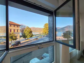 Lakefront Suite. - Image 2