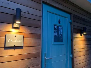Y Caban-The Cabin-2 Guests-Private Parking-Fast WIFI - Image 3