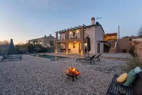 Villa Lumina Divina with Heated Pool near Porec - Image 4