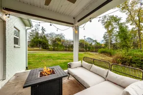 Cozy Lakeside Retreat by Old Hickory Lake - Image 4