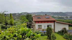 A villa in Miño with ocean views. - Image 2
