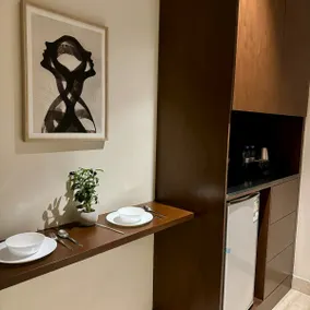 1BR | Elegant Stay w/ Bathtub & Private Entry - Image 4