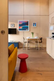 Two-bed, luxury eco-home with stunning views - Image 4