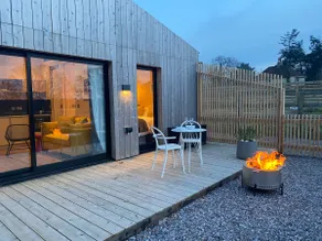 Two-bed, luxury eco-home with stunning views - Image 5