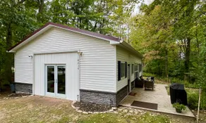 The Garage near Caseville - Image 5
