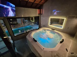 Sana: Swimming pool, sauna, jacuzzi, mountain view - Image 2