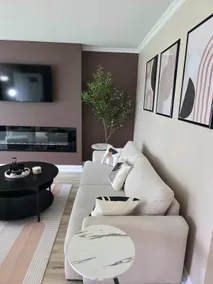 FamilyStay|3BR|Fireplace|ShowerJets|BBQ|Patio|Park - Image 5