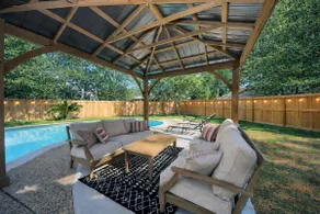 Lost Pines Poolside Paradise | Outdoor Fire Pit - Image 4