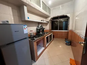 Apartment busway nearshore - Image 3