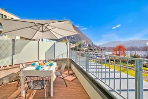 Sogno Sul Lago, Lakefront Balcony - Happy Rentals - Image 3