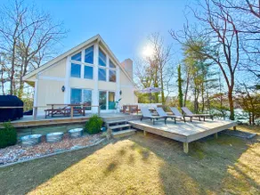 Waterfront Home - Dock, Kayaks, Fire Pit, Grill - Image 3