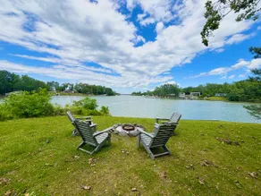 Waterfront Home - Dock, Kayaks, Fire Pit, Grill - Image 5