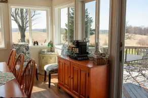 Private sauna retreat with country views - Image 4