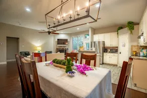 Steps From Celina Square: Extended Stay Discounts! - Image 4