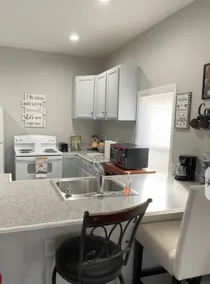 Blue Haven Bungalow - Image 3