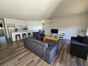 New Spacious Home Near Beach, MTB Trail FREE WI-FI - Image 2
