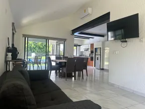 House with A/C, Wifi, pool, garden, Izzi TV and more - Image 3
