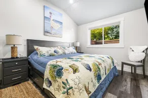Private Guesthouse, Close to Beach & Restaurants! - Image 2