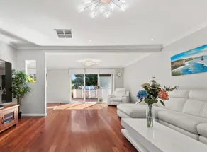 Inner south cottage - Image 2