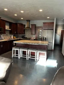Pet friendly two bedroom home - Image 3