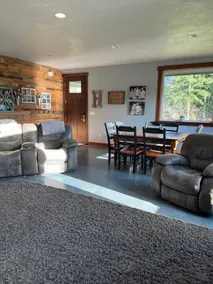 Pet friendly two bedroom home - Image 2