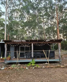 Settlers Cabin - Image 4