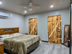 Cozy Shoals Getaway - Image 2