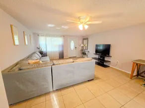 Große Wohnung in Privathaus zu Fuß zum Strand von Nokomis - Image 3