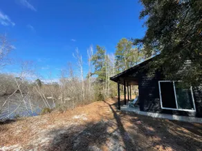 Rustic River Cabin Retreat Near Reidsville - Image 4