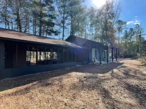 Rustic River Cabin Retreat Near Reidsville - Image 3