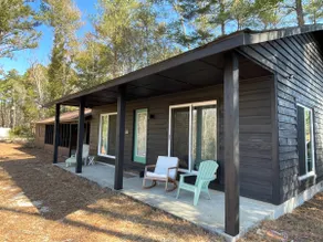 Rustic River Cabin Retreat Near Reidsville - Image 2