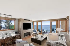 Luxury Beachfront, Oceanfront walk to Restaurants - Image 2