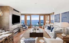 Luxury Beachfront, Oceanfront walk to Restaurants - Image 3