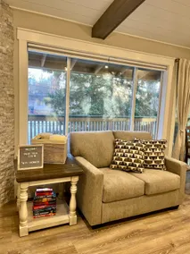 The Grey Stone Loft - Image 5