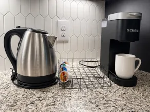 Cozy 2BR Katy Stay - Pet, Work & Family Friendly - Image 3