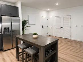 Cozy 2BR Katy Stay - Pet, Work & Family Friendly - Image 2