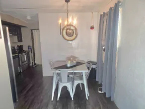 worker stay - Image 3