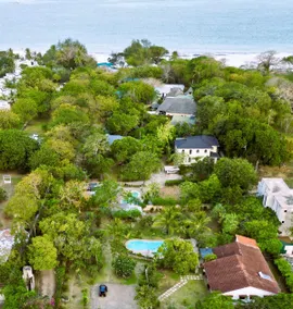 Private 3BR Villa-Private Pool-7Min to Galu Beach - Image 2