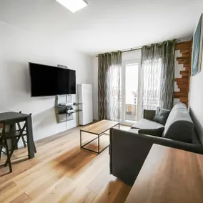 Cozy 2-room apartment, air conditioning, Arena, sea, large screen for streaming - Image 5