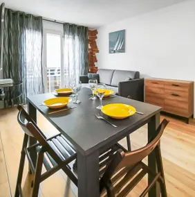 Cozy 2-room apartment, air conditioning, Arena, sea, large screen for streaming - Image 2