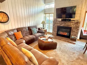 Canyon Slopeside Retreat - Image 5
