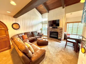 Canyon Slopeside Retreat - Image 3