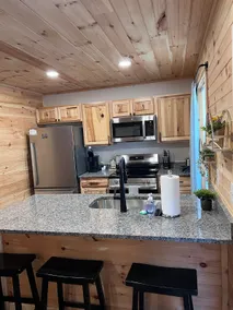 Cabin-Style|Sevierville| near Pigeon Forge Parkwy - Image 4
