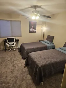 Spacious entertainment home - Image 2