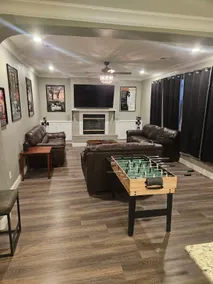 Spacious entertainment home - Image 5