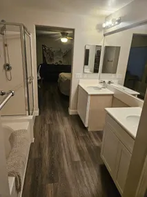 Spacious entertainment home - Image 3